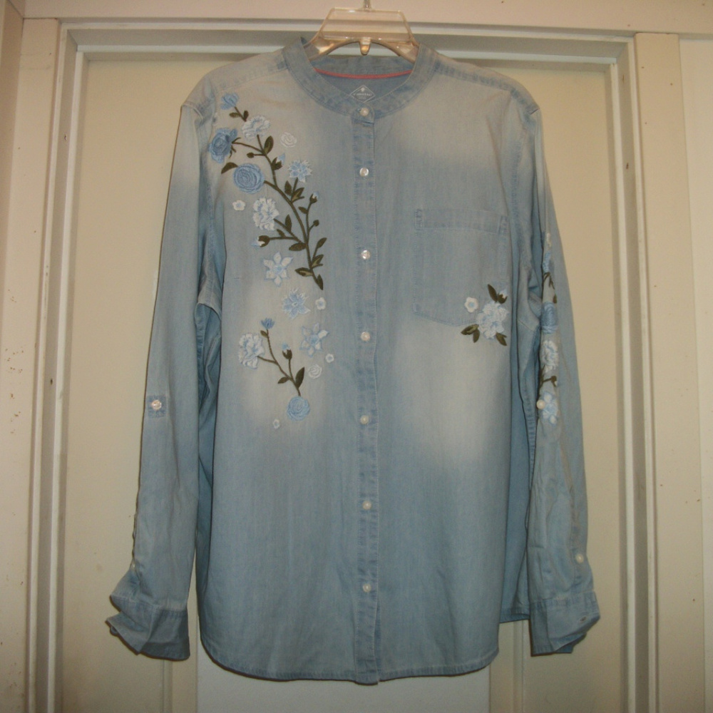 COASTAL COWGIRL COASTAL GRANDMOTHER -PRETTY PRE FADED SOFT BLUE EMB SHIR…